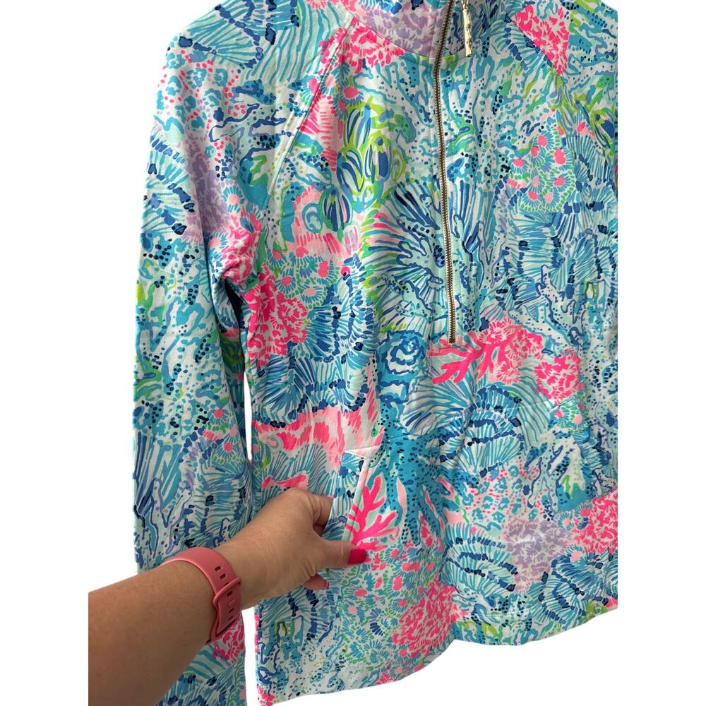 Lilly Pulitzer UPF 50+ Skipper Popover Sink Or Swim Multi Size Small - Picture 6 of 9